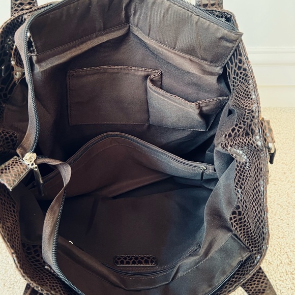 Faux Snake Embossed Rosette Large Tote - Picture 6 of 8